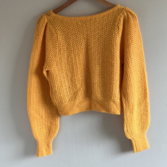 Aritzia Wilfred Katerina pullover sweater yellow size Medium alpaca puff sleeve - Picture 8 of 8